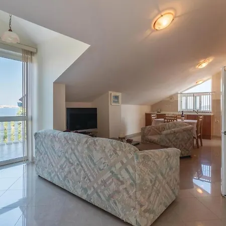 Διαμέρισμα Lvii Poljana (Ugljan)