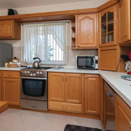 Lvii * Poljana (Ugljan)