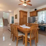 Apartment Lvii *