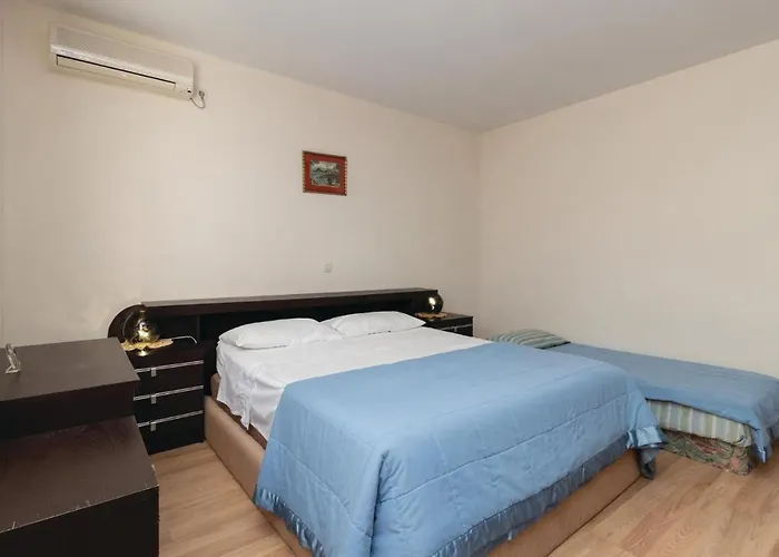 Lvii Apartment